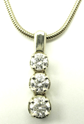 Jacques 18 Kt White Gold 3 Stone Diamond Pendant
