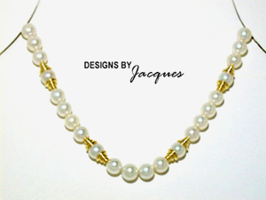 Jacques Pearl Necklace with 18 Kt Yellow Gold